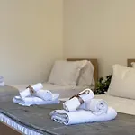 10 Seats Wi-fi 3 Bedrooms 2 Bathrooms Near The Sea Apartment