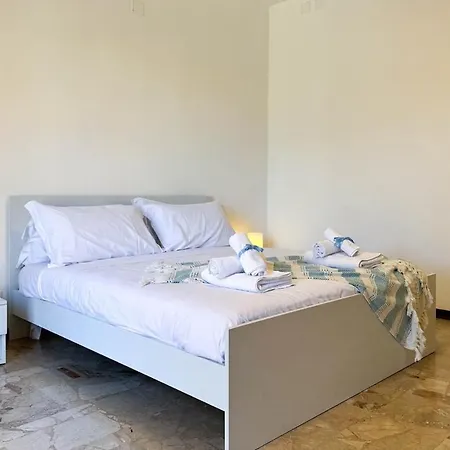 アパート 11 Seats Wi-fi 3 Bedrooms 2 Bathrooms Near The Sea サン・ベネデット・デル・トロント