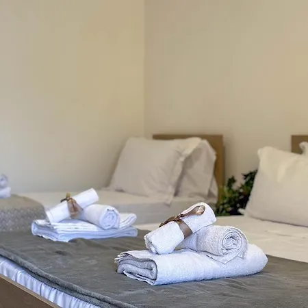 10 Seats Wi-fi 3 Bedrooms 2 Bathrooms Near The Sea Апартаменты